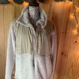 🌼🧥🌾The North Face Women's Sherpa Teddy Jacket Summit Series 🌾🧥🌼